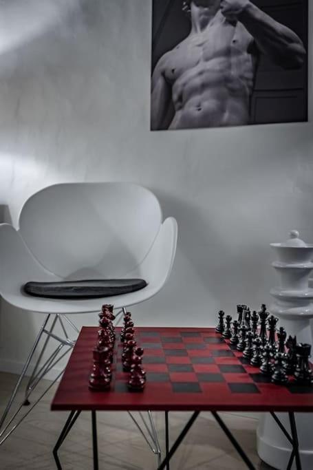 The Checkmate's House In Florencia